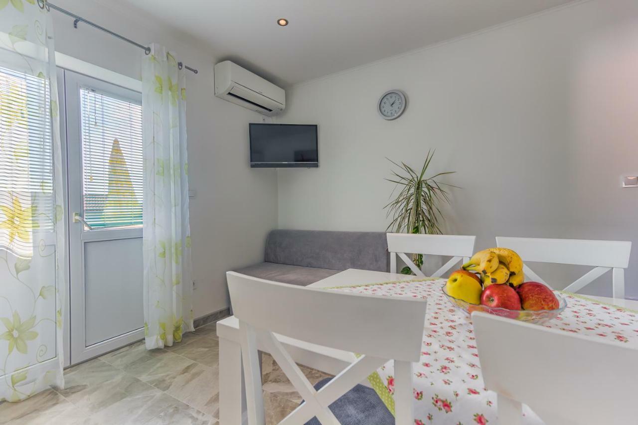 Apartment Adriano Bol Exterior photo